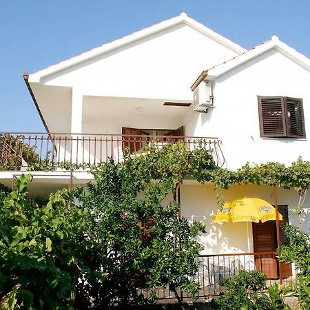 Apartments Mirja - 100M From The Beach & Parking Trogir Exterior foto