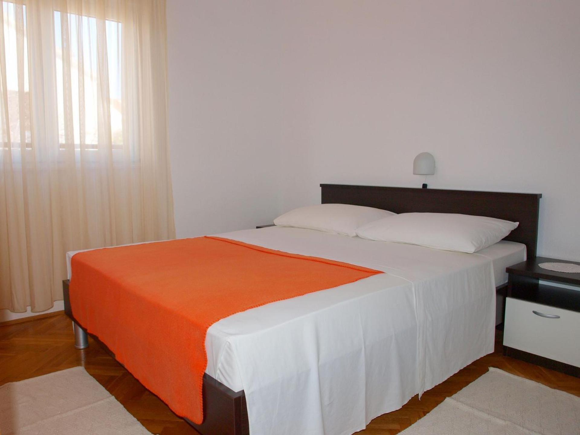 Apartments Mirja - 100M From The Beach & Parking Trogir Exterior foto