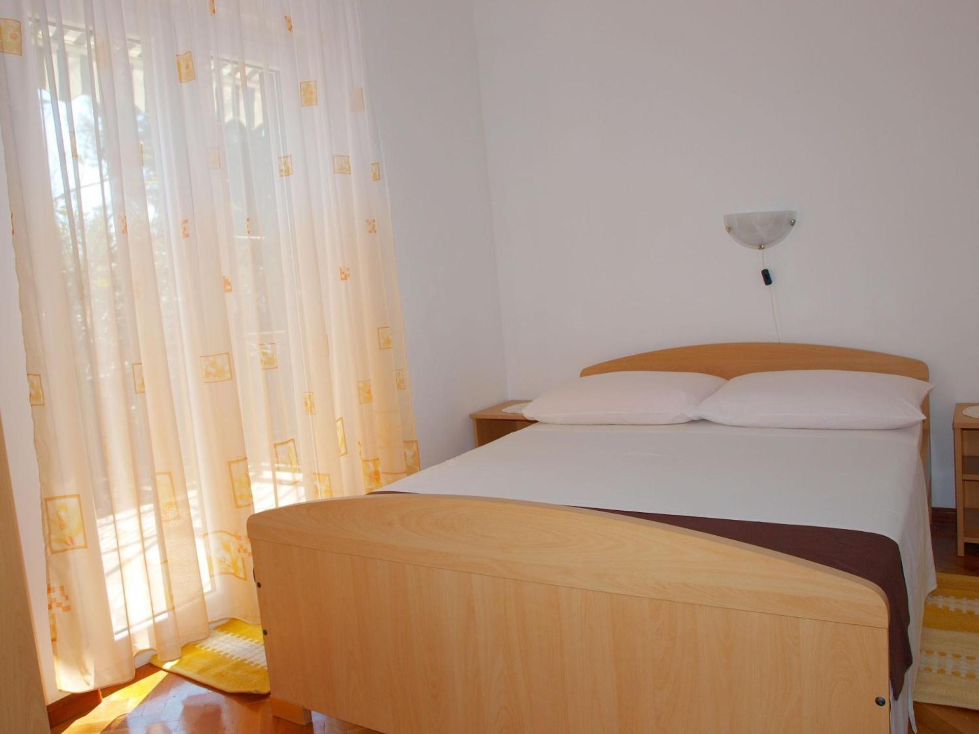 Apartments Mirja - 100M From The Beach & Parking Trogir Exterior foto