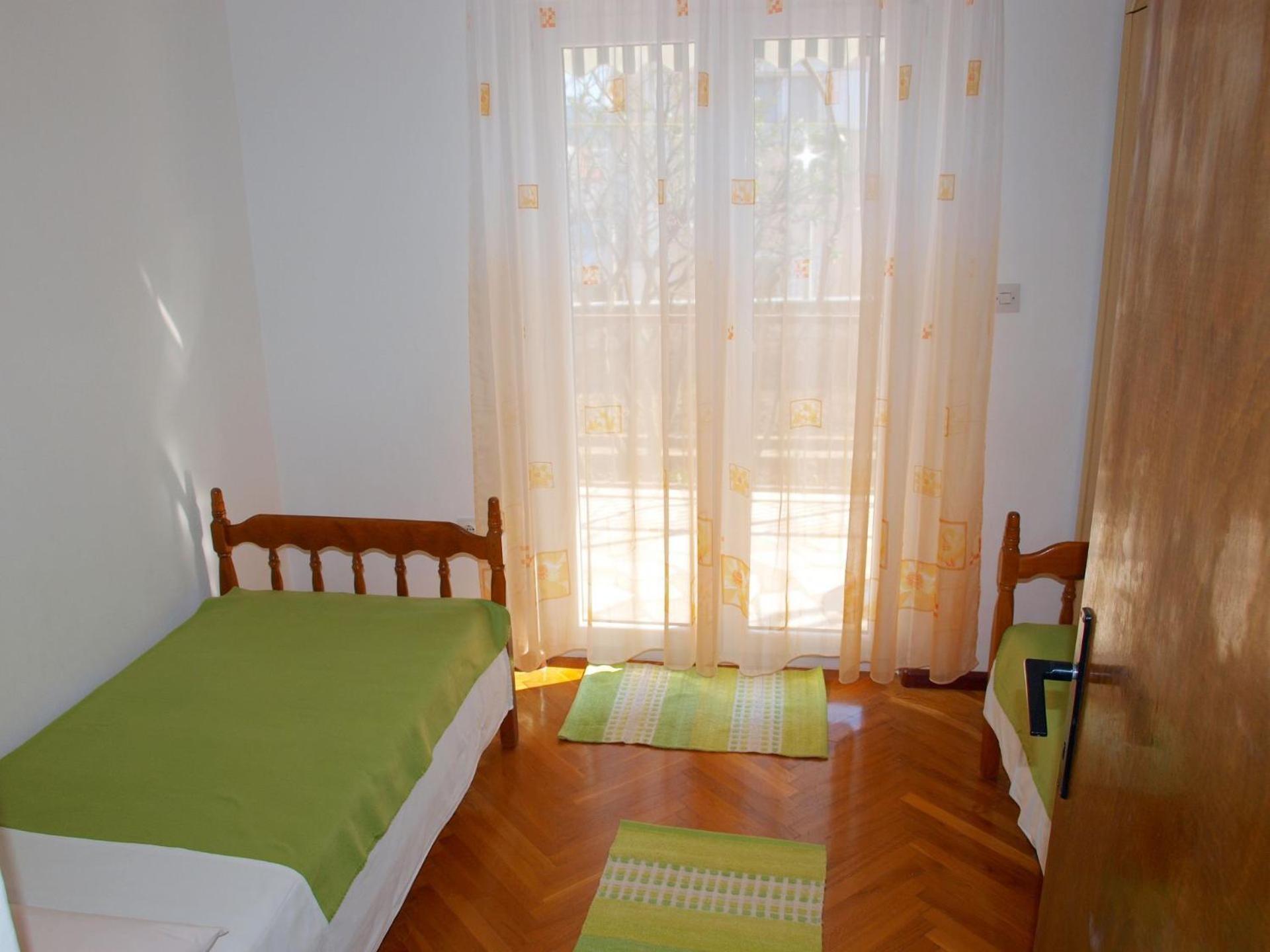Apartments Mirja - 100M From The Beach & Parking Trogir Exterior foto
