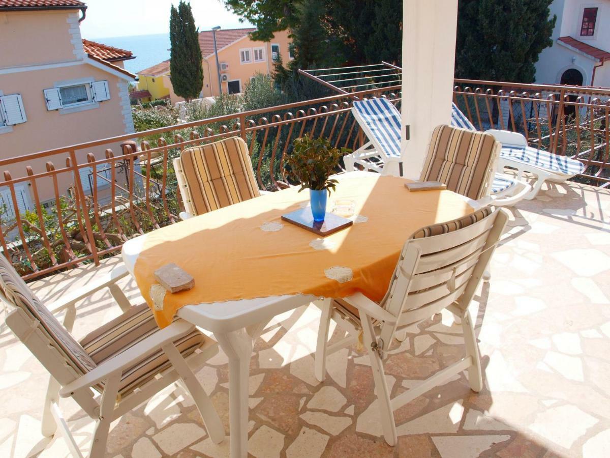Apartments Mirja - 100M From The Beach & Parking Trogir Exterior foto